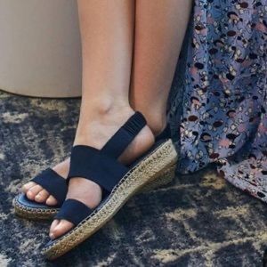 NIB Cole Haan Cloudfeel Espadrille Sandals